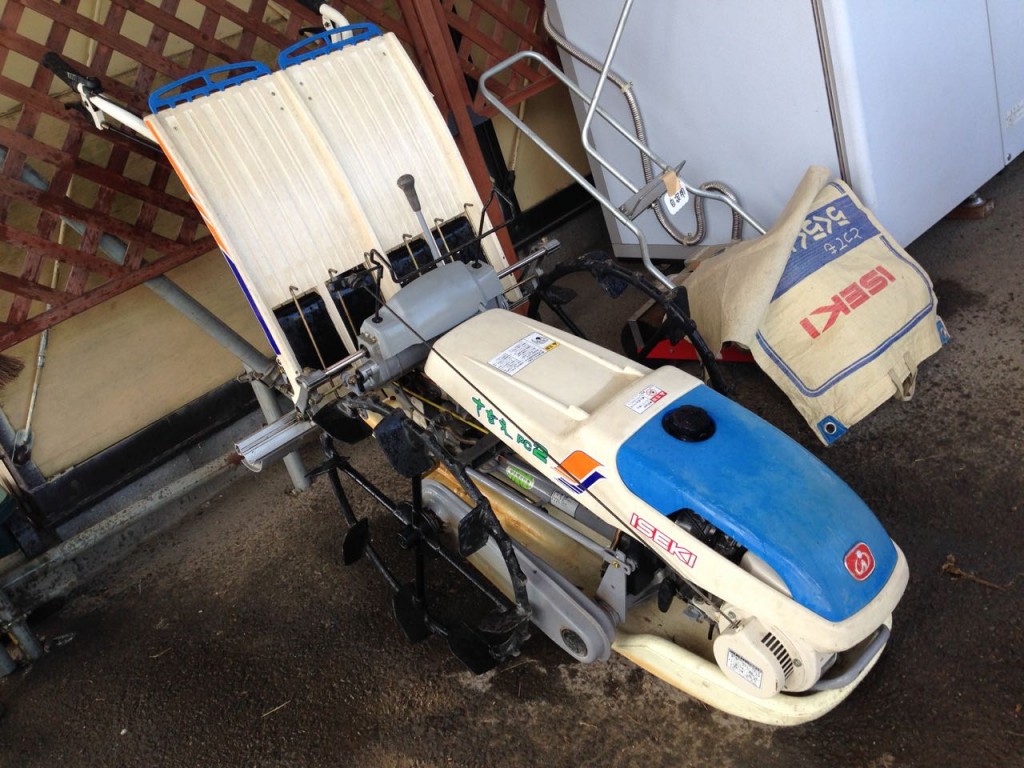 イセキ　歩行型田植機　PC2