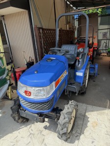 中古トラクター イセキTM150